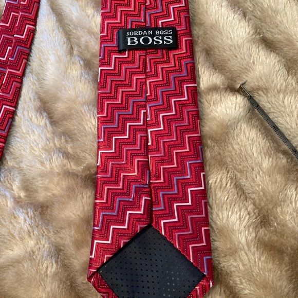 100% Silk Tie NWOT by Jordan Boss - Picture 3 of 6